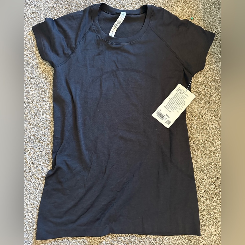 Bnwt Swiftly Tech Short Sleeve Black Size 10 - image 1